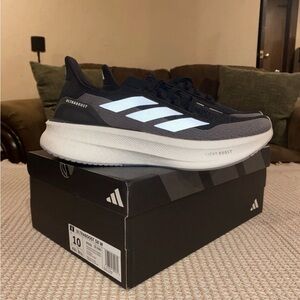 Size 10 - Adidas Ultraboost 5X Black White Carbon W Men’s